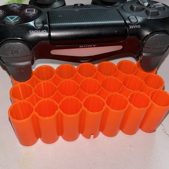 Used PlayStation controller - Picture 3 of 3